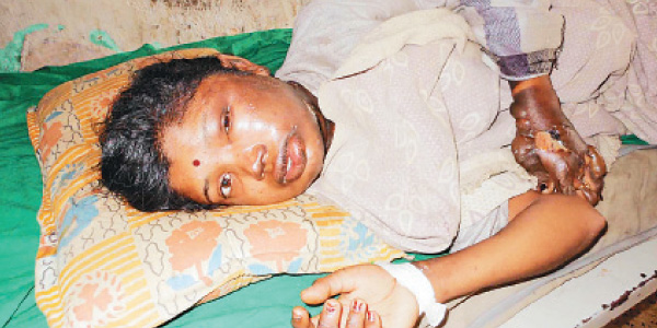 The pouring of gasoline combustion student