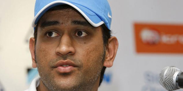 Australia Test series, Dhoni wants to pitch a positive spin on the information