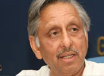 Mani Shankar Aiyar from Mayiladuthurai constituency campaigning before the Congress list