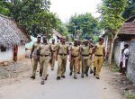 Kattumannarkoil near riots: both conflict; police focus