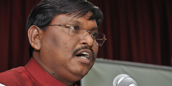 Jharkhand BJP Chief Minister Arjun Munda quits: dissolve the legislature Recommendation