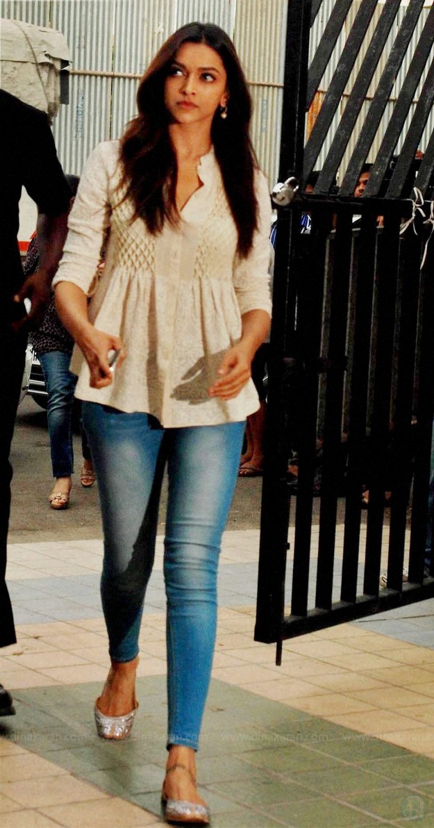 Photo by: Daniel Parks Link: http://www.flickr.com/photos/parksdh/5227623068/